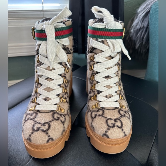 Authentic Gucci wool ankle boots - Picture 8 of 11